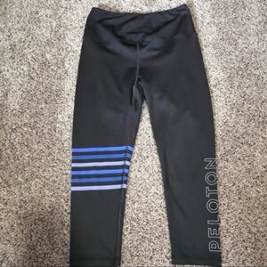Kali x Peloton Black Cropped Leggings Size Small